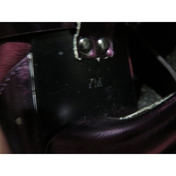 Guess by Marciano Pink & Purple Metallic Patent Italian Leather Strappy Heels 7 - Picture 10 of 10